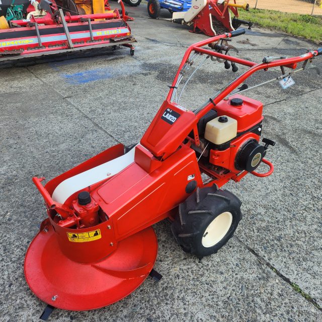 カーツ　牧草モア　LA820 　【管理NO.K20-33】