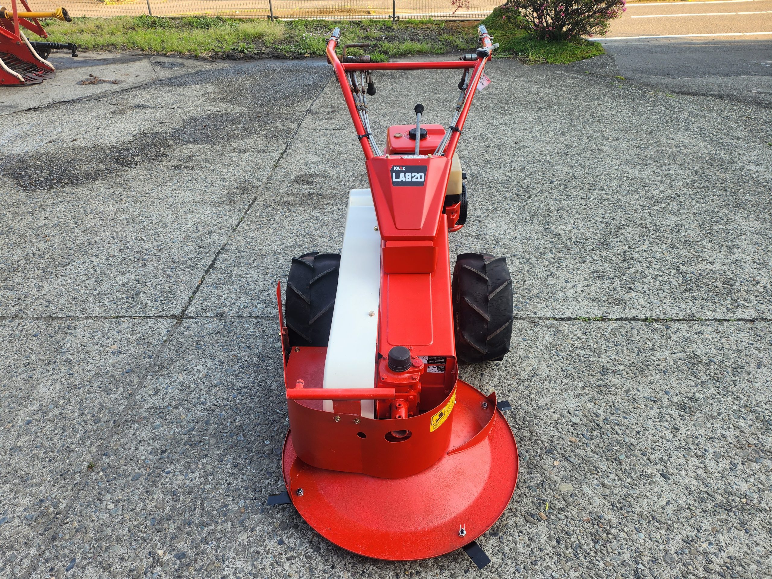 カーツ 牧草モア LA820 【管理NO.K20-33】 - 画像 (2)